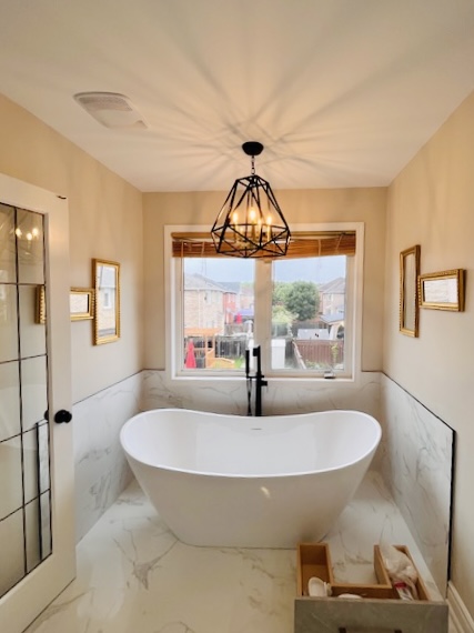 After — walk-in shower with 10 mm glass