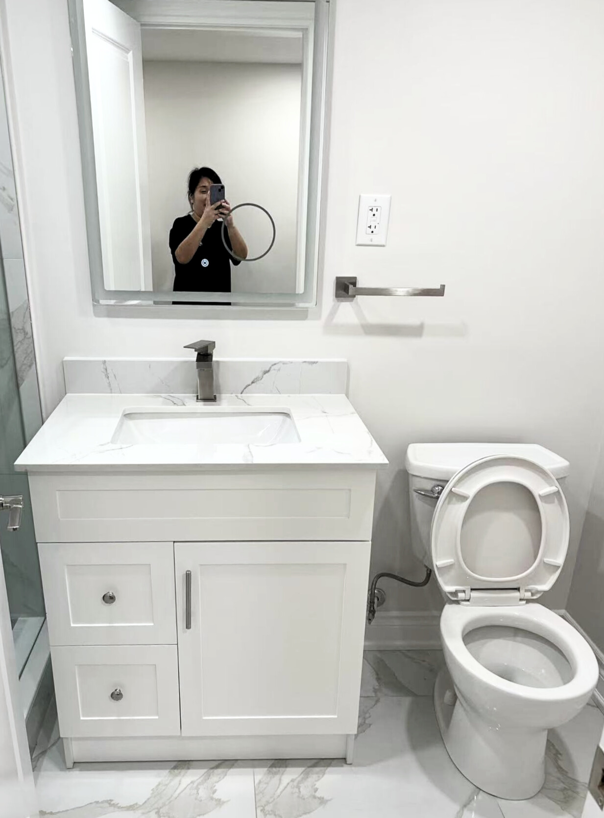 Oshawa bathroom renovation — frameless glass shower