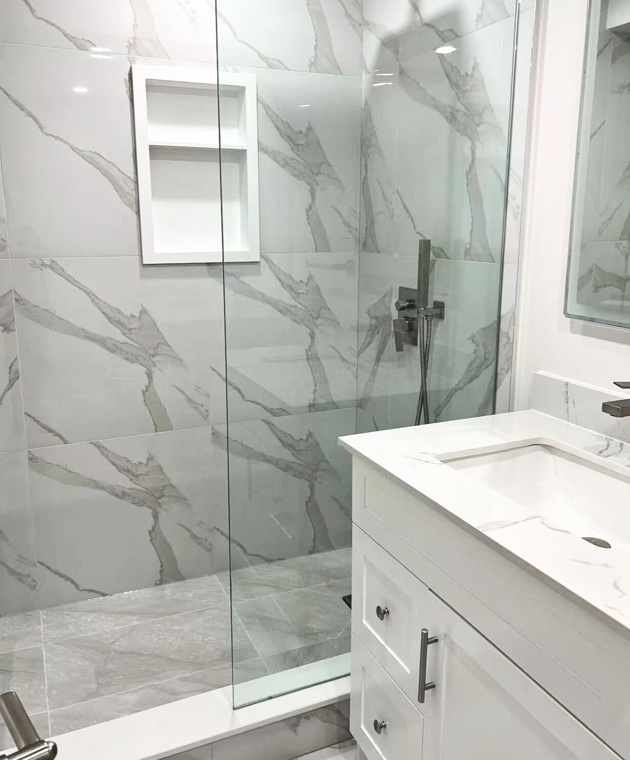 Oshawa bathroom renovation — bright reflection detail